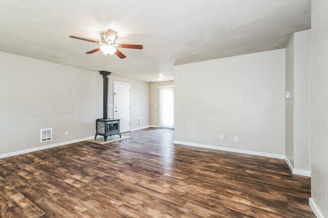 Building Photo - 16028 355th Dr SE