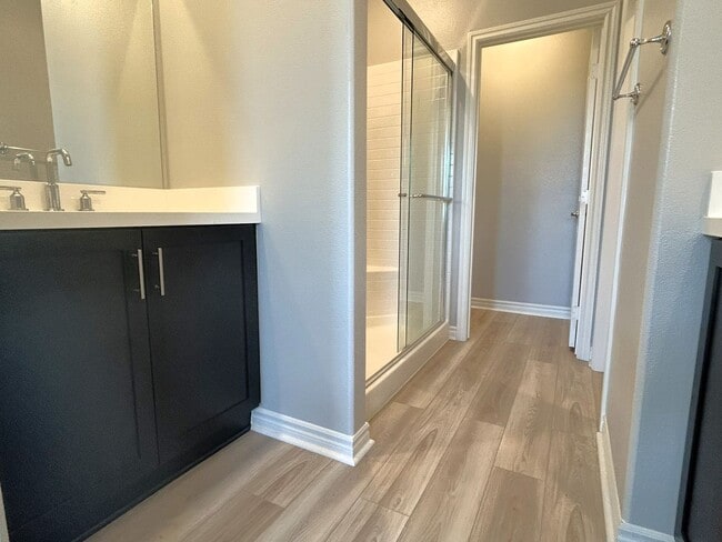 Building Photo - ARLETTA WAY FULLERTON 92835  (3 BED / 2.5 BATH)