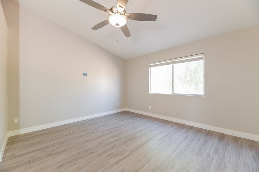 Building Photo - 118 Sugarbush Ln