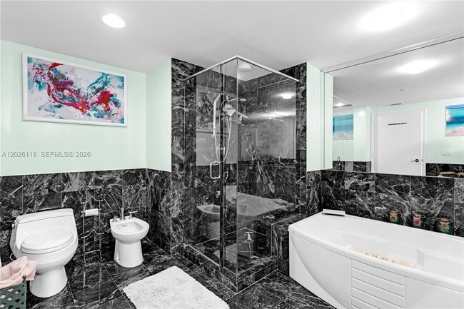 Building Photo - 1455 Ocean Dr