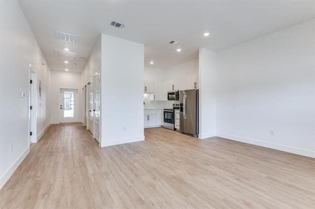 Building Photo - 820 W McLeroy Blvd