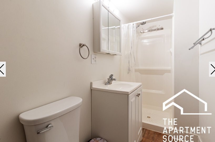 Building Photo - 908 W Belle Plaine Ave