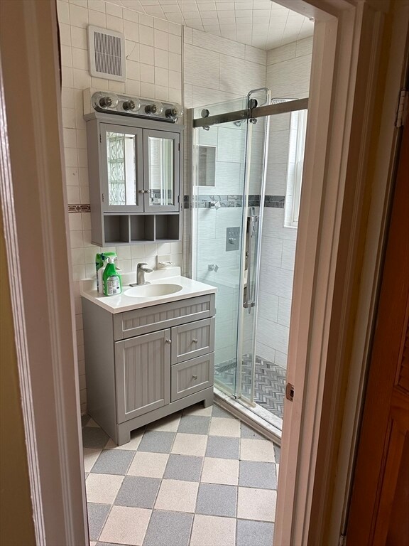 Building Photo - 4 Intervale St