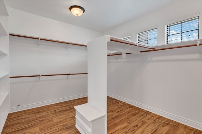 Building Photo - 7515 Langley Rd