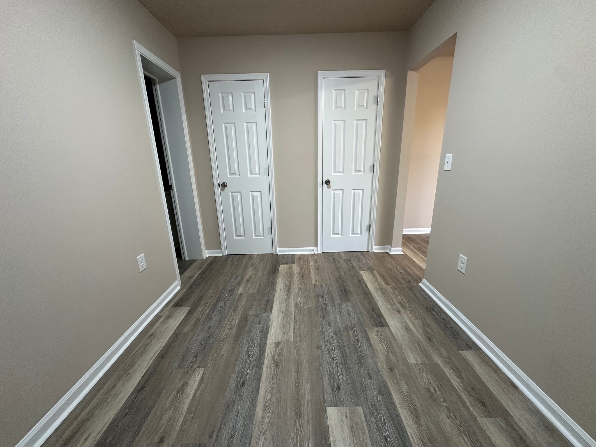 Building Photo - 303 Church St