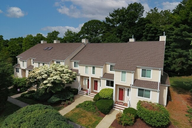Building Photo - 28 Gaslight Ln
