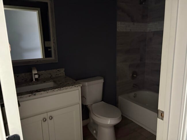 Building Photo - 1020 Tesoro Stone