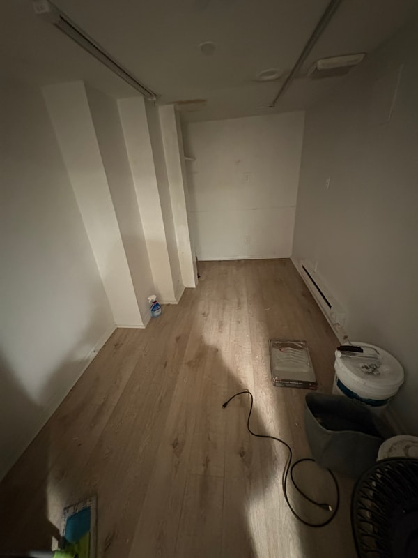 Building Photo - 779 Lake St