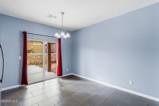 Building Photo - 4917 Ruben Soto