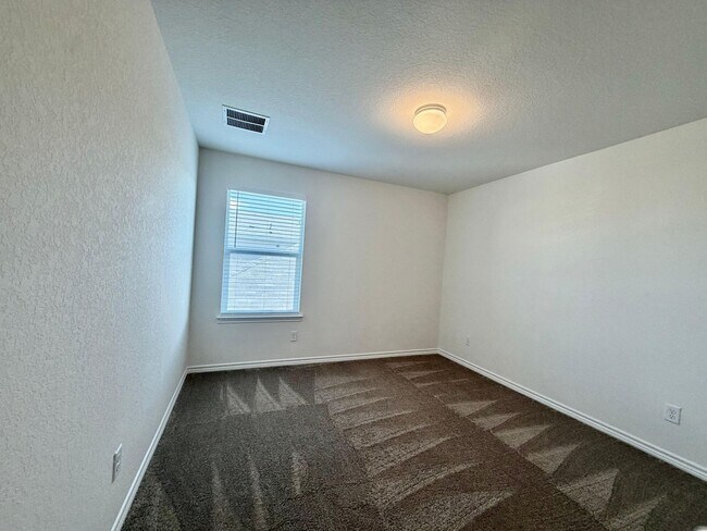 Building Photo - 8014 Canyon Wren Pk