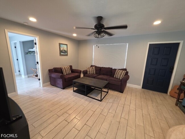 Building Photo - 311 Schoolside Dr