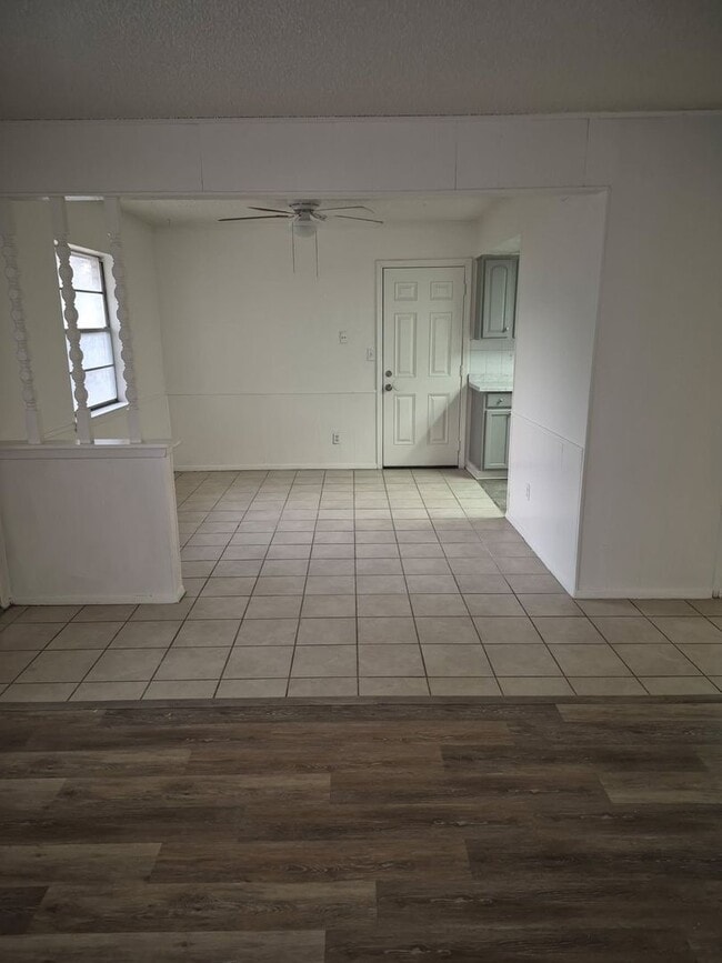 Building Photo - 3421 Tascosa St