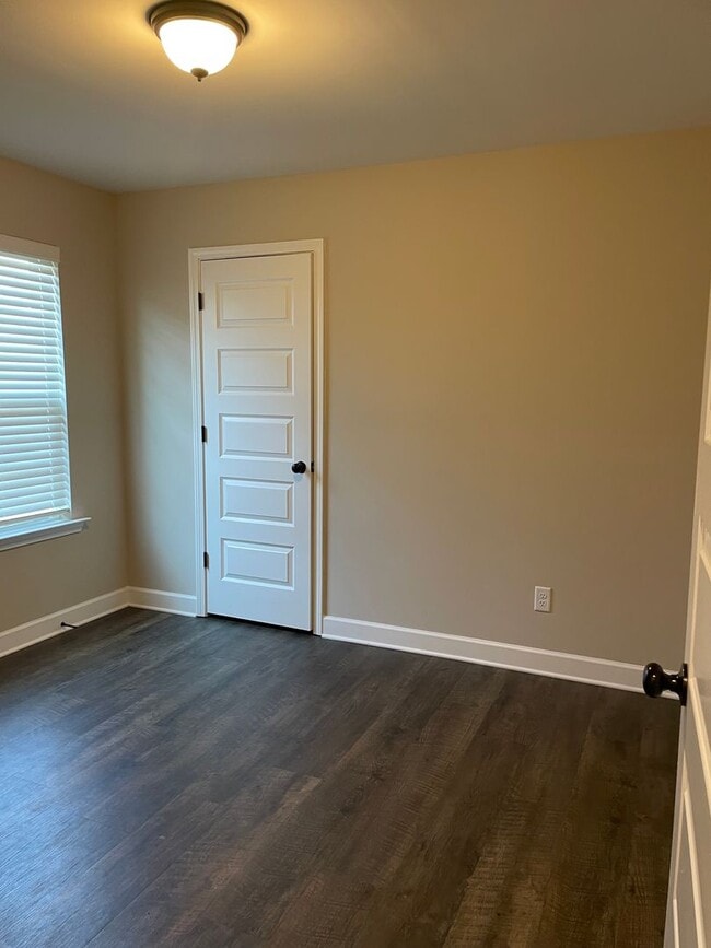 Building Photo - 3383 Oodie Ln