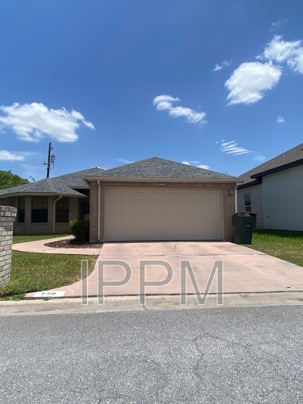 Building Photo - 138 Willow Cir