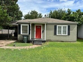 Building Photo - 2 Bed, 1 Bath Home in Del City