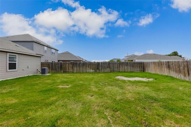 Building Photo - 18744 Speculator Ln