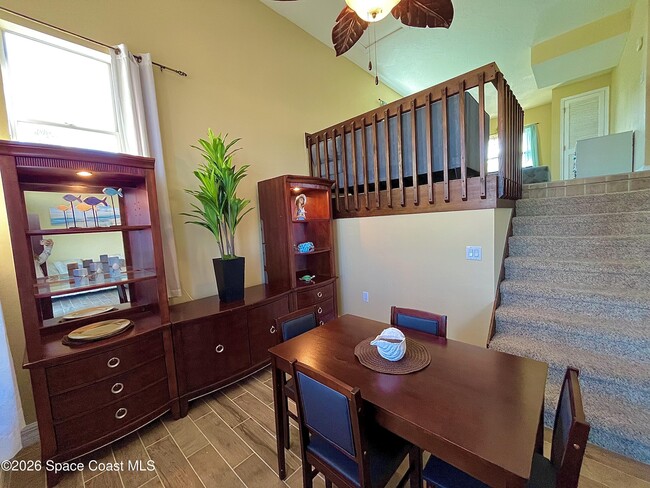 Building Photo - 799 Shell St