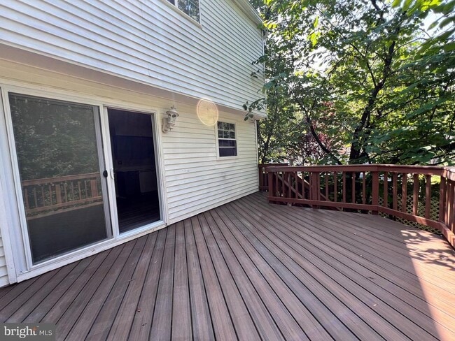 Building Photo - 8156 Dark Den Cir