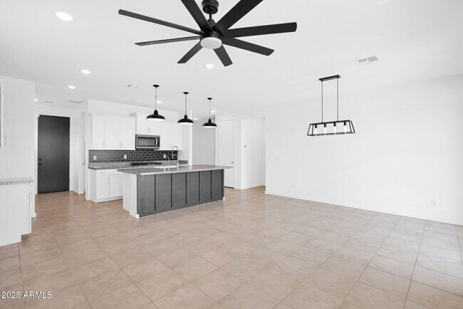 Building Photo - 22538 E Quintero Rd