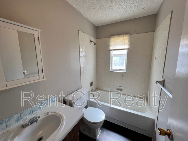 Building Photo - 4330 Tartan Ave