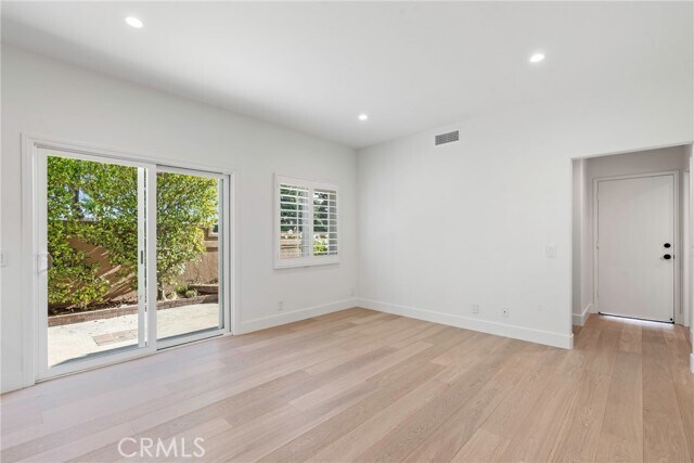 Building Photo - 2750 Point Del Mar