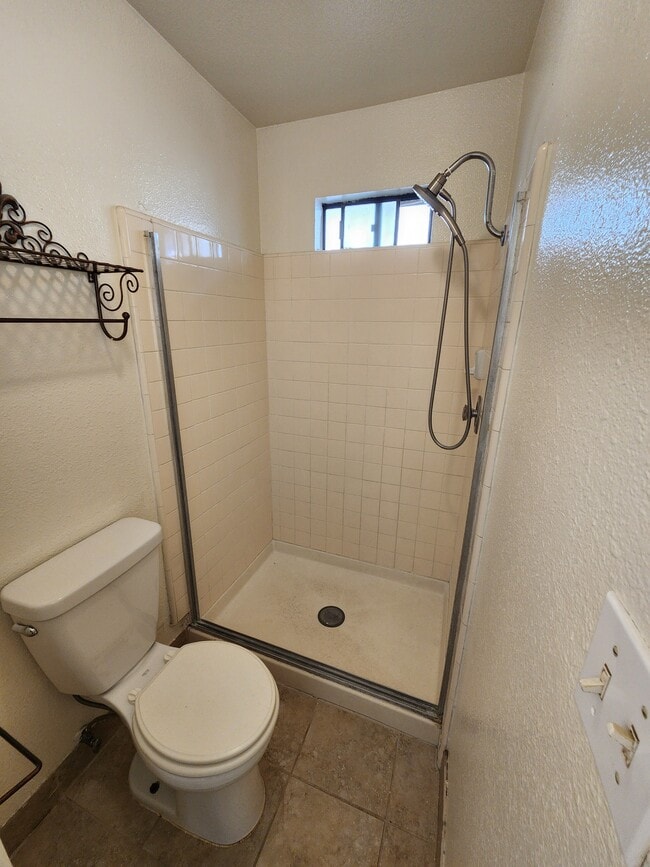 Building Photo - 3501 Adanac Ct