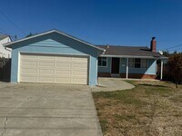 Building Photo - 4571 Alhambra Dr