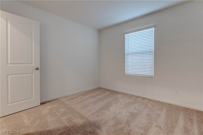 Building Photo - 9256 Innot Ave