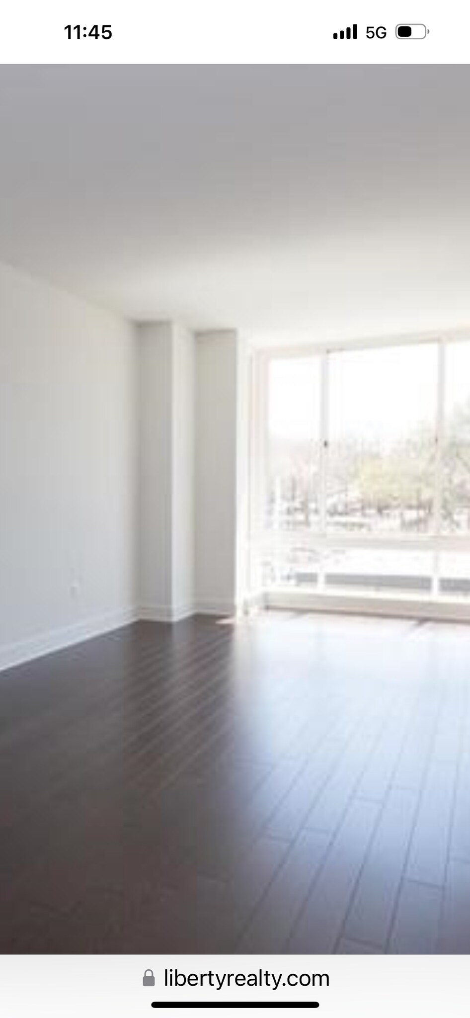 Building Photo - 1100 Maxwell Ln