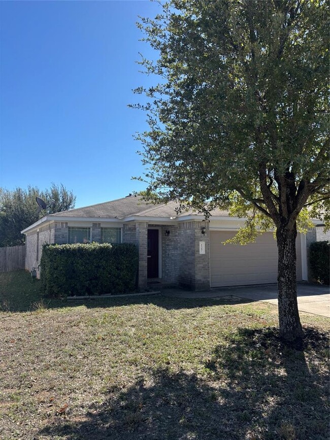 Building Photo - 127 Salado Dr