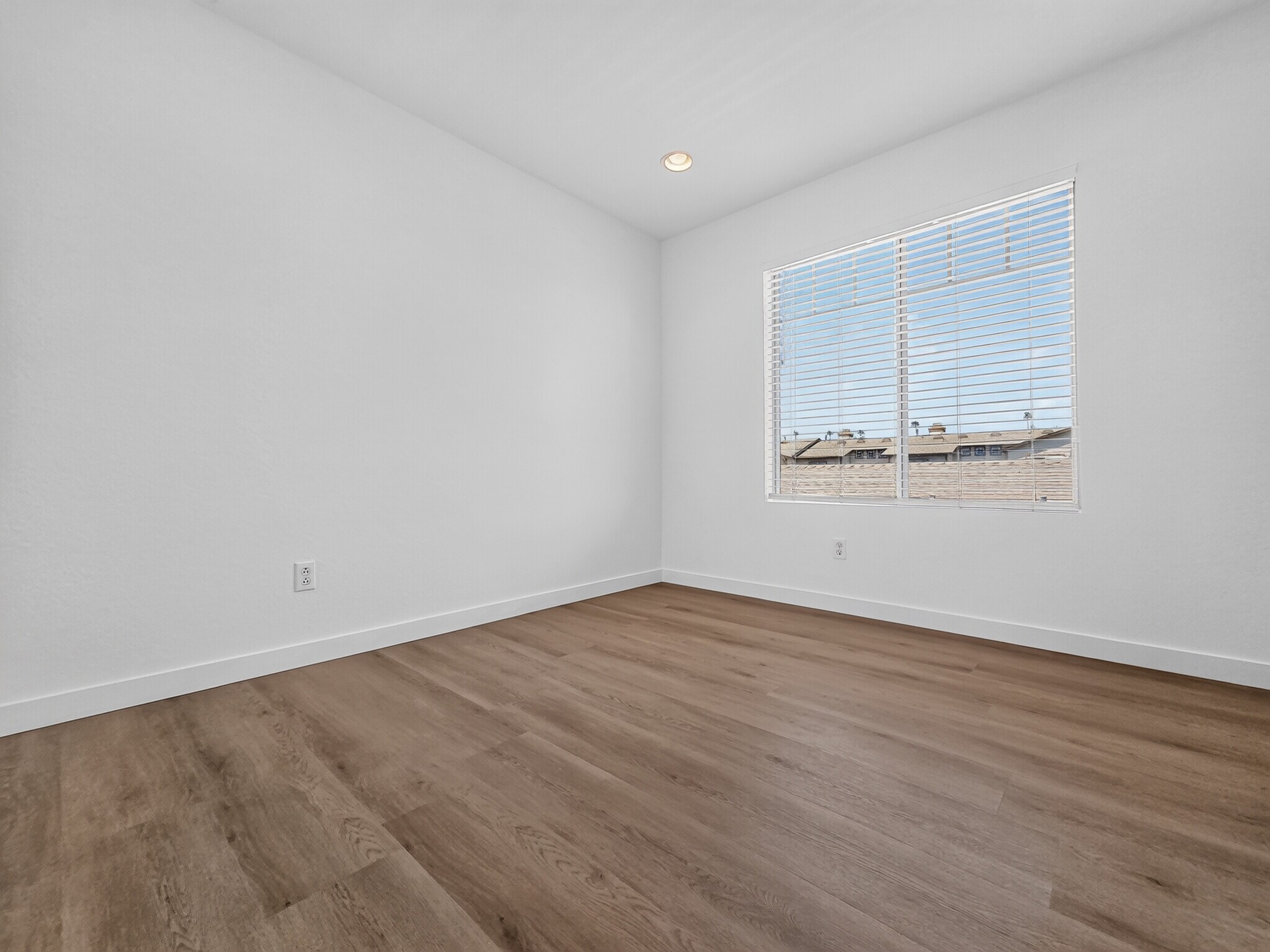 3rd Bedroom - 1065 E Broadway