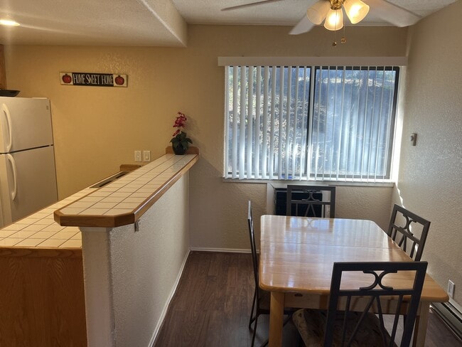 Building Photo - 25972 US-70