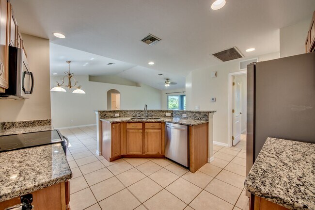 Building Photo - 6011 Joplin Ave