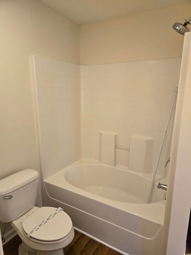 Building Photo - 1245 Pine Ridge St