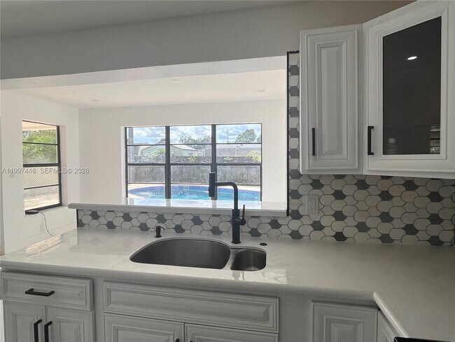 Building Photo - 6370 Atlanta St