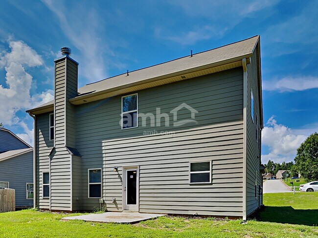 Building Photo - 306 Stable View Loop