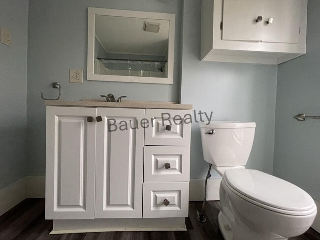 Building Photo - Two Bedroom, 1 1/2 Baths