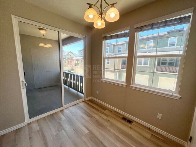 Building Photo - 10829 Tincup Creek Point