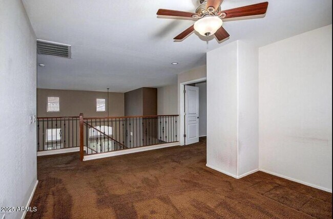 Building Photo - 2205 W Gambit Trail