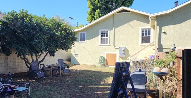 Building Photo - 544 Virginia St