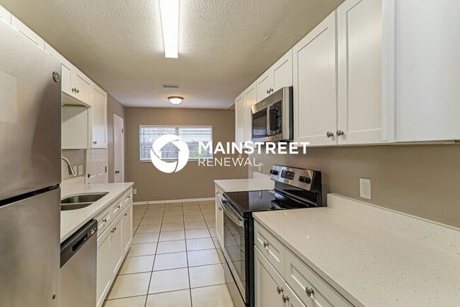 Building Photo - 4936 Perrine Dr