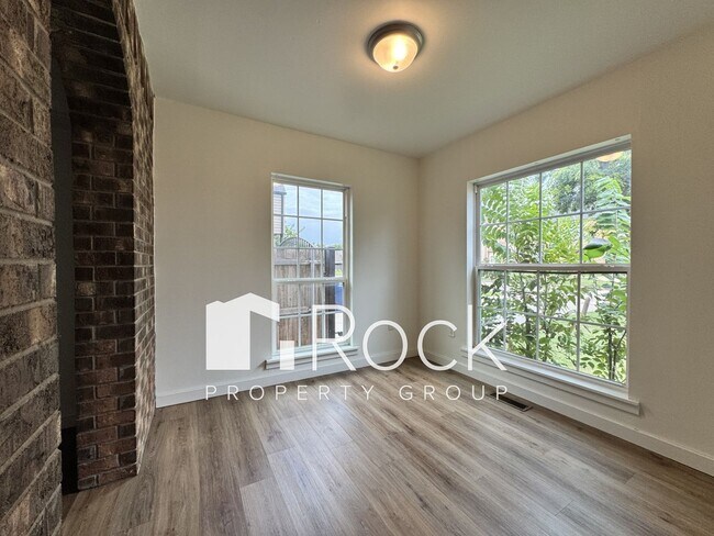 Building Photo - Remodeled Historic Home Near the Capitol, ...