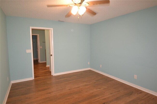 Building Photo - 40 Gretchen Ct