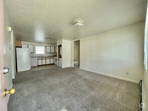 Building Photo - 2117 9th Ave