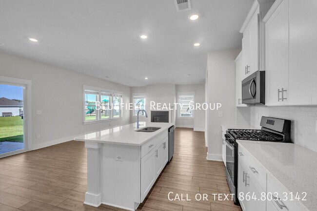 Building Photo - 308 Garrison Grove Dr