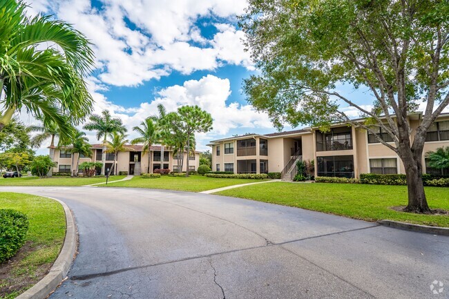 Building Photo - 10X Harbour Palms