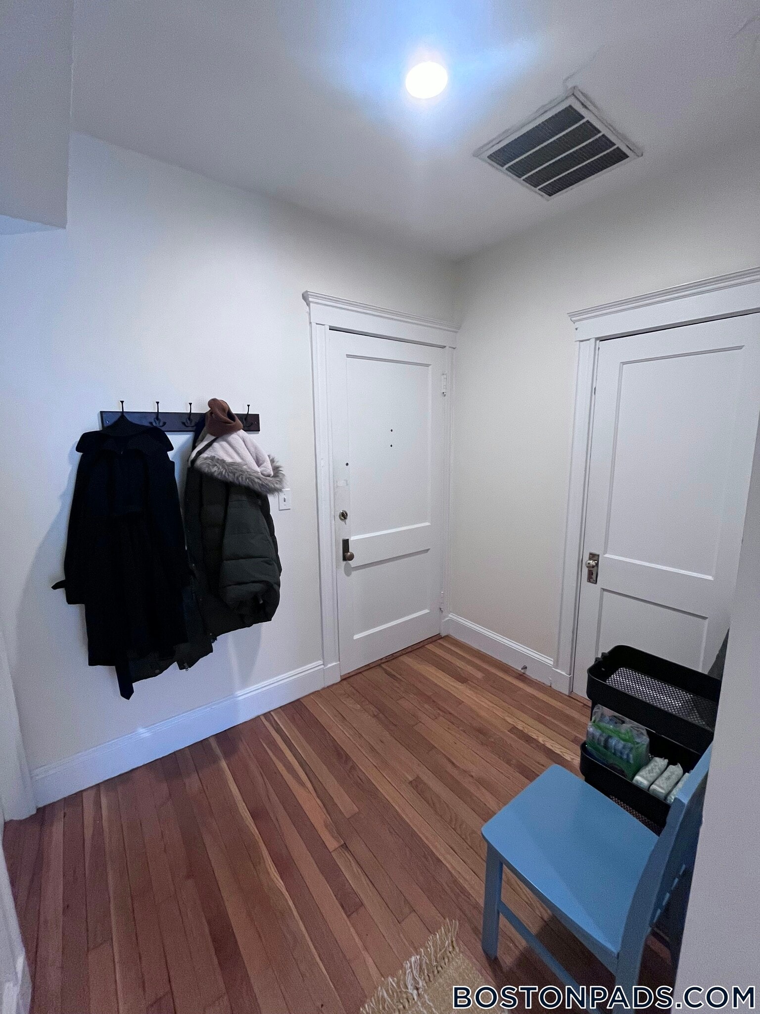 Building Photo - 191 Winthrop Rd