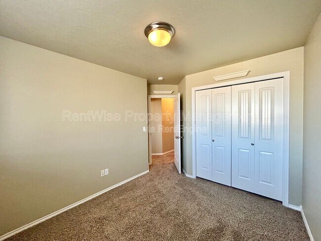 Building Photo - 10829 Cloudless St