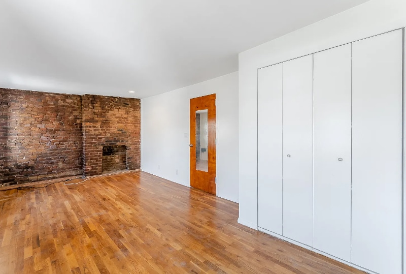 Building Photo - 5-47-47 51st Ave