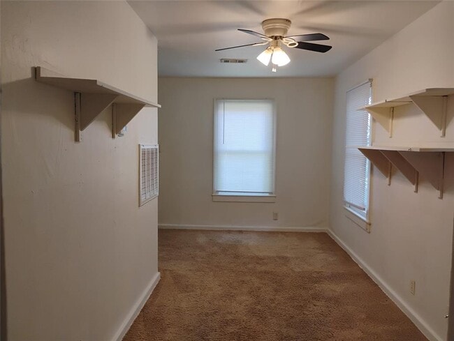 Building Photo - 545 Lindsey St